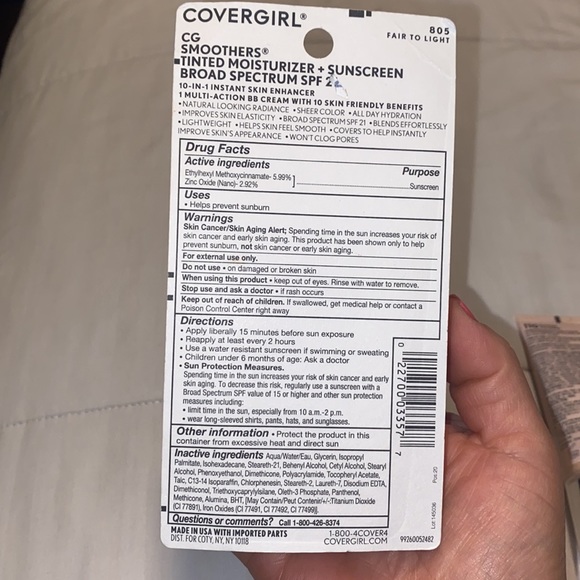 Covergirl BB cream and Revlon Natural fundation.. blunde of 2 items - Picture 6 of 7